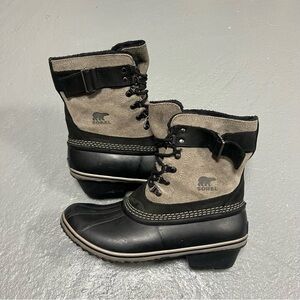 Sorel Women's Black and Tan Winter Boots
